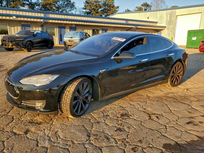 TESLA MODEL S 2014 with VIN 5YJSA1H28EFP64169 - Photo from auction