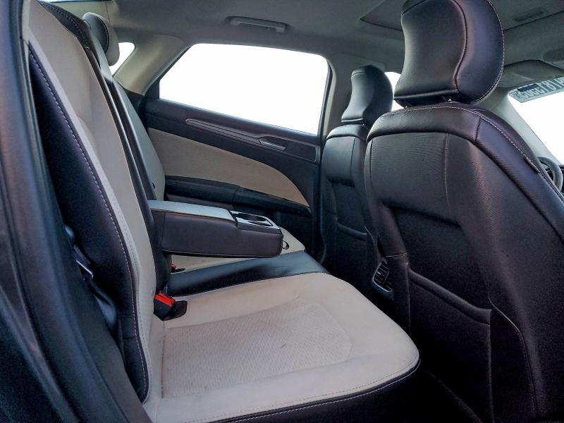 Photo 10 from auction – 2019 FORD FUSION SE with VIN 3FA6P0HD1KR233262