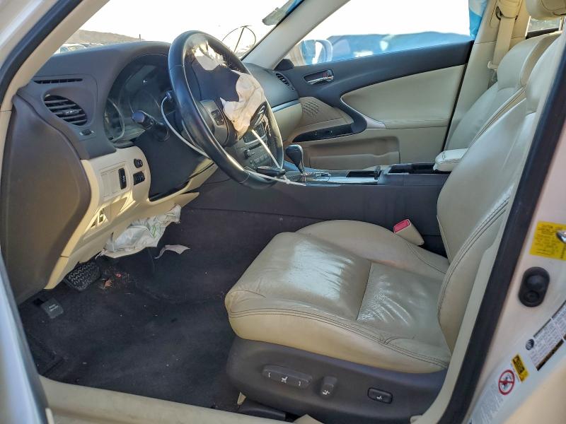 Photo 7 from auction – 2012 LEXUS IS 250 with VIN JTHBF5C23C5181814