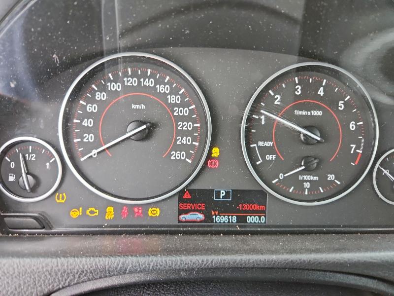 Photo 9 from auction – 2015 BMW 320 with VIN WBA3C3G58FNS75986