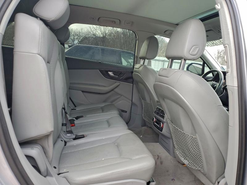 Photo 11 from auction – 2017 AUDI Q7 PREMIUM with VIN WA1LAAF77HD005828