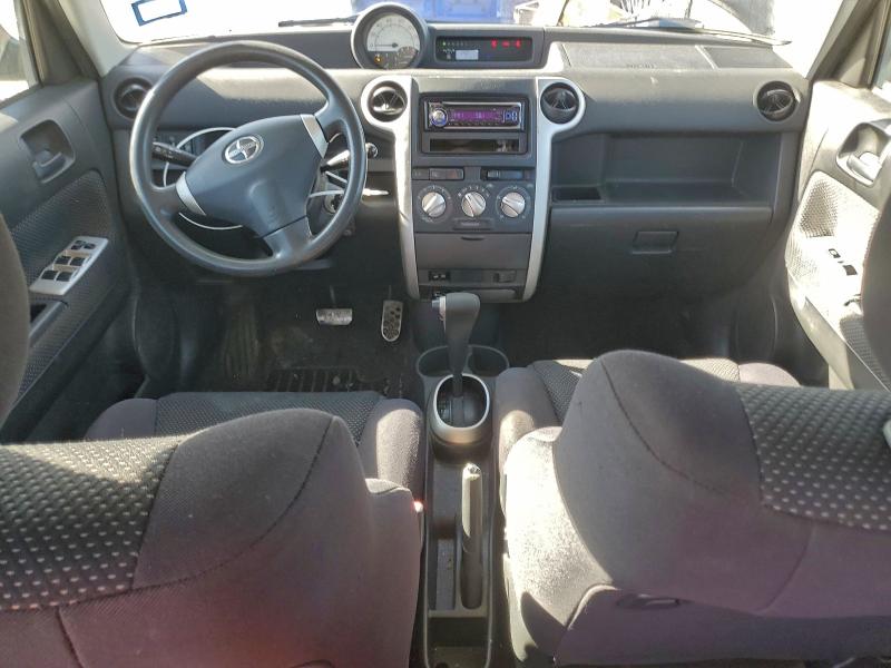 Photo 8 from auction – 2005 SCION XB with VIN JTLKT324750209409