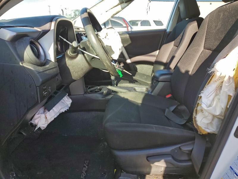 Photo 7 from auction – 2016 TOYOTA RAV4 LE with VIN 2T3BFREV8GW526639