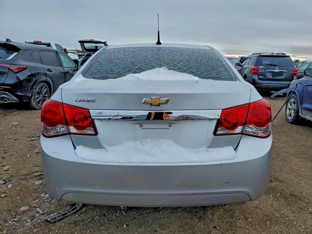 Photo 6 from auction – 2012 CHEVROLET CRUZE LS with VIN 1G1PC5SH3C7156754