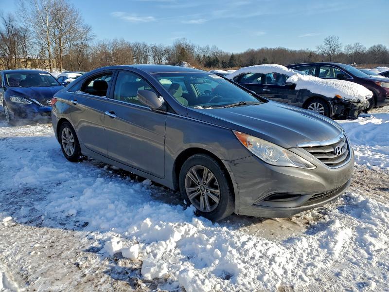 Photo 4 from auction – 2011 HYUNDAI SONATA GLS with VIN 5NPEB4AC3BH196554