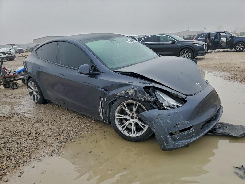 Photo 4 from auction – 2022 TESLA MODEL Y with VIN 7SAYGDEE0NF576712