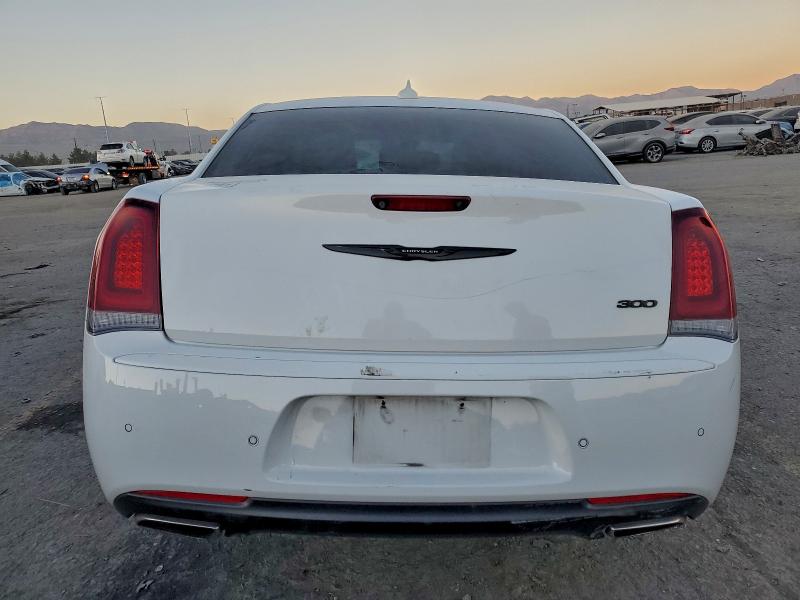 Photo 6 from auction – 2021 CHRYSLER 300 with VIN 2C3CCAAG0MH661572