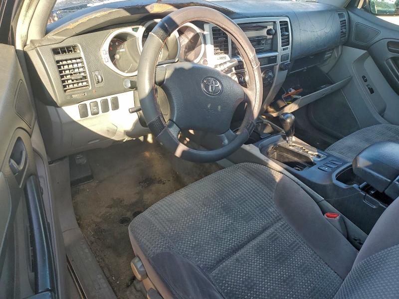 Photo 8 from auction – 2004 TOYOTA 4RUNNER SR with VIN JTEBT14R648016656