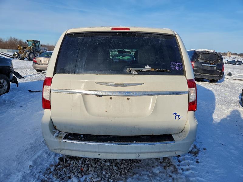 Photo 6 from auction – 2013 CHRYSLER TOWN & COU with VIN 2C4RC1CGXDR614692