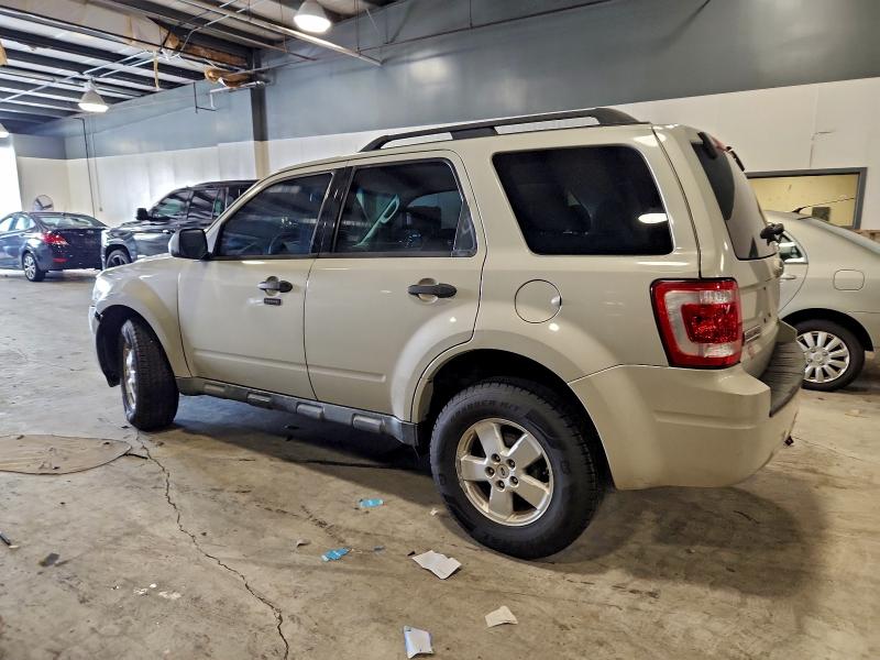 Photo 2 from auction – 2009 FORD ESCAPE XLT with VIN 1FMCU03G59KB78090