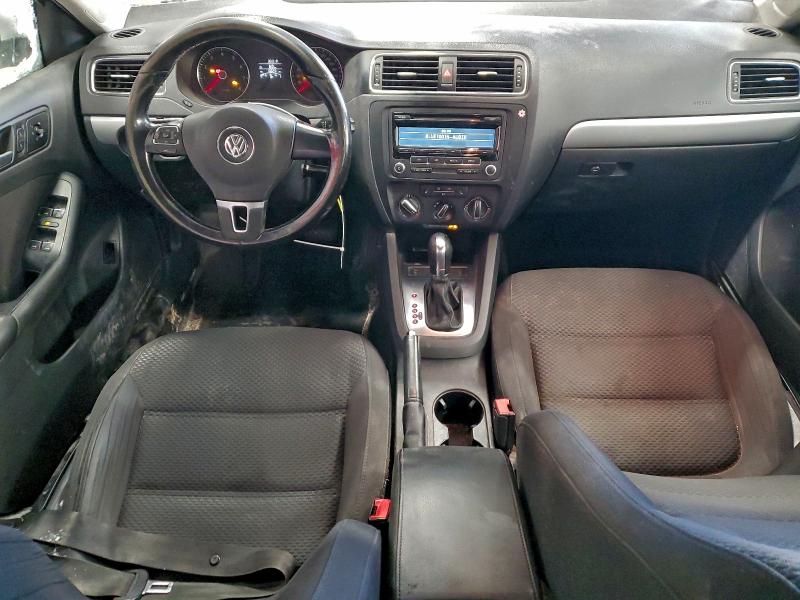 Photo 8 from auction – 2014 VOLKSWAGEN JETTA SE with VIN 3VWD07AJ3EM388120