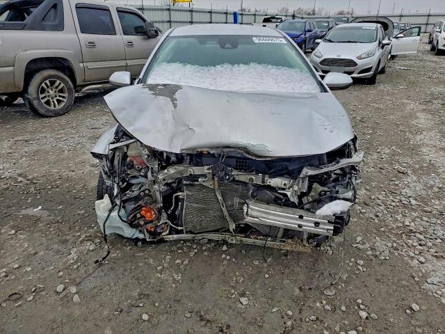 Photo 5 from auction – 2020 TOYOTA COROLLA LE with VIN 5YFEPRAEXLP066548