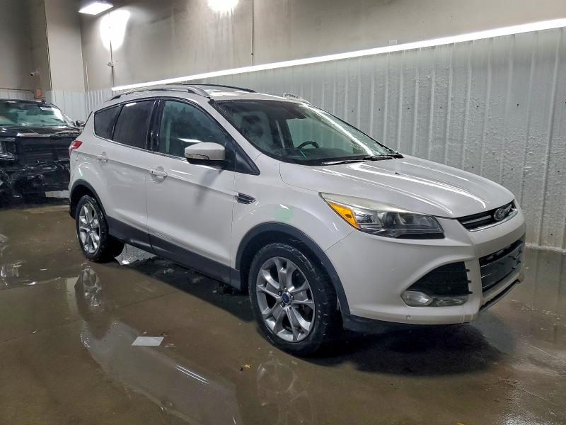 Zdjęcie 4 z aukcji – 2015 FORD ESCAPE TIT z VIN 1FMCU9J91FUC51688