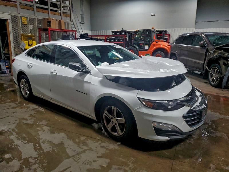 Photo 4 from auction – 2019 CHEVROLET MALIBU LS with VIN 1G1ZB5ST5KF110914