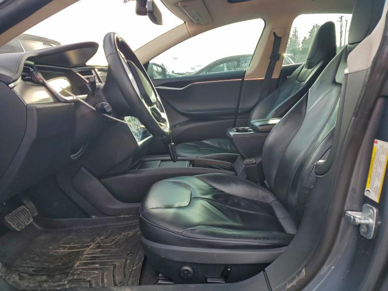Photo 7 from auction – 2013 TESLA MODEL S with VIN 5YJSA1DN7DFP27189