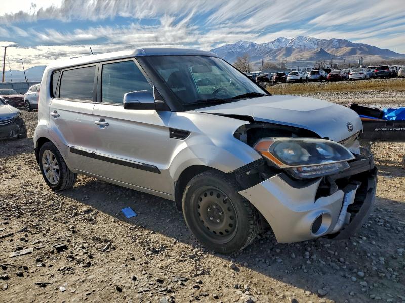 Photo 4 from auction – 2013 KIA SOUL + with VIN KNDJT2A61D7506539