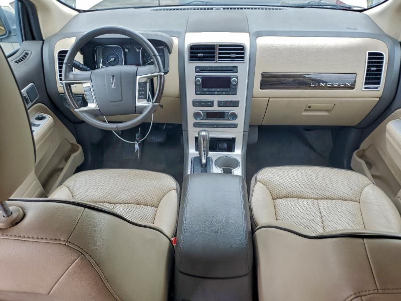 Photo 8 from auction – 2008 LINCOLN MKX with VIN 2LMDU68C58BJ17283