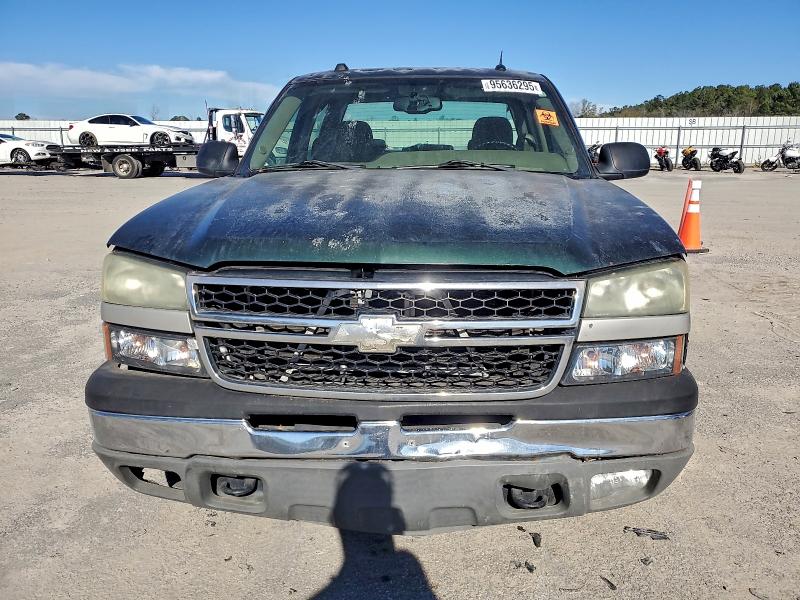 Photo 5 from auction – 2005 CHEVROLET SILVERADO with VIN 2GCEC13T751259122
