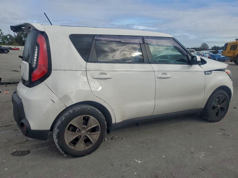 Photo 3 from auction – 2016 KIA SOUL with VIN KNDJN2A24G7304029
