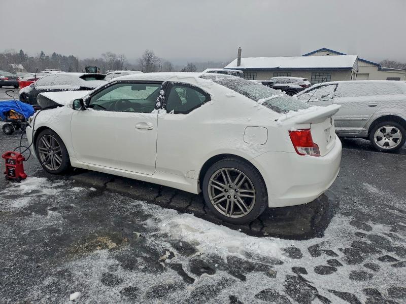 Photo 2 from auction – 2012 TOYOTA SCION TC with VIN JTKJF5C77C3026034