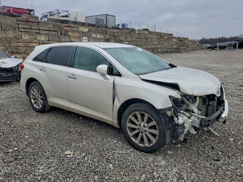 Photo 4 from auction – 2010 TOYOTA VENZA with VIN 4T3ZA3BB5AU035795