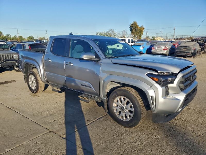 Photo 4 from auction – 2025 TOYOTA TACOMA DOU with VIN 3TMLB5JN8SM166622