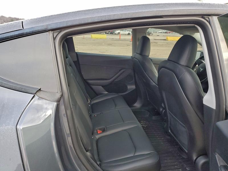 Photo 10 from auction – 2023 TESLA MODEL Y with VIN 7SAYGDEE0PA056090