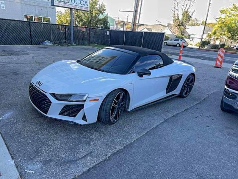 AUDI R8 2021 مع رقم تعريف المركبة WUA4BCFX5M7901463 - صورة من المزاد