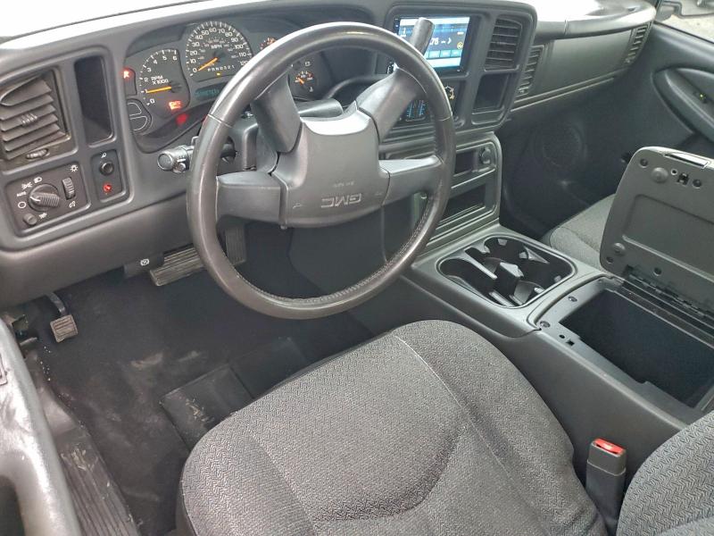 Photo 8 from auction – 2007 GMC NEW SIERRA with VIN 3GTEC14X47G180969