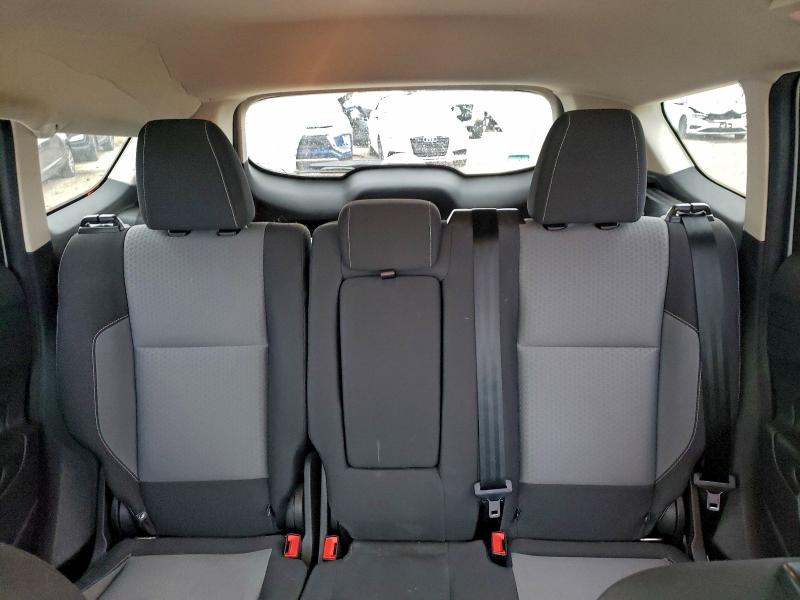 Photo 10 from auction – 2018 FORD ESCAPE SE with VIN 1FMCU9GDXJUB21266