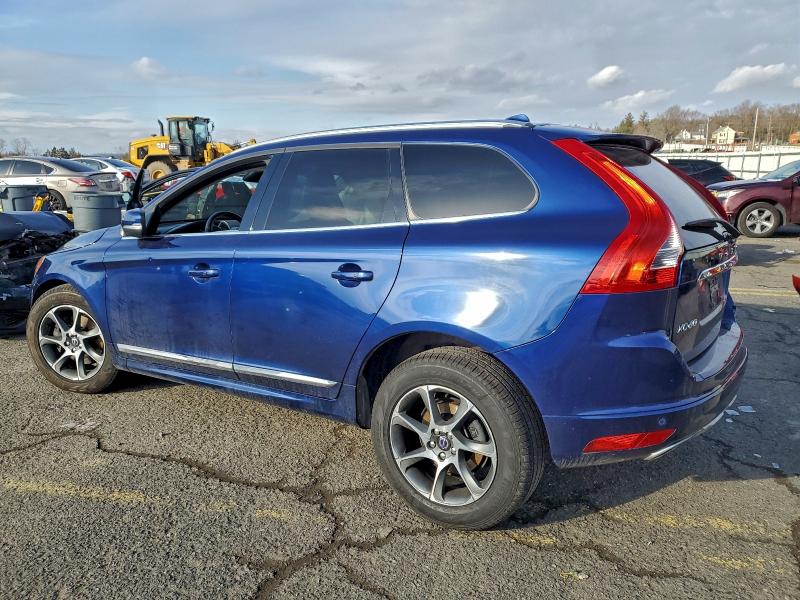 Photo 2 from auction – 2015 VOLVO XC60 T6 PL with VIN YV4902RV2F2714692