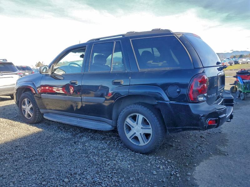 Photo 2 from auction – 2005 CHEVROLET TRAILBLAZE with VIN 1GNDT13S652255749