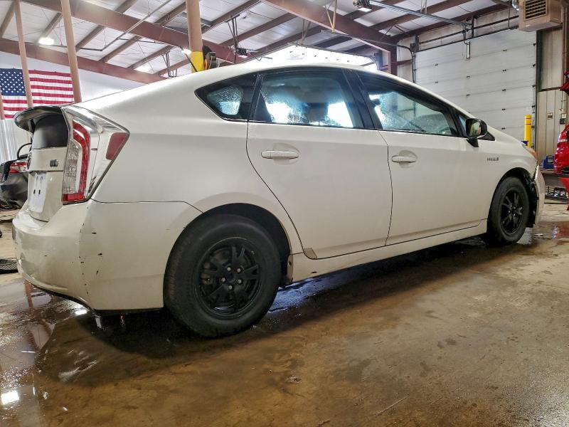 Photo 3 from auction – 2012 TOYOTA PRIUS with VIN JTDKN3DU3C5434199