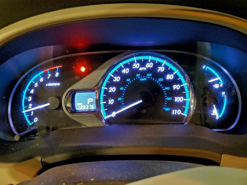 Photo 9 from auction – 2011 TOYOTA SIENNA XLE with VIN 5TDYK3DCXBS081639
