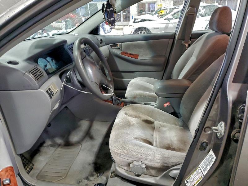 Photo 7 from auction – 2004 TOYOTA COROLLA CE with VIN 2T1BR32E14C269676