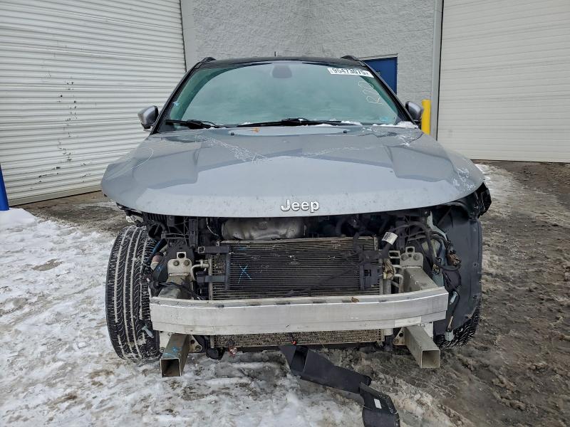 Photo 5 from auction – 2019 JEEP COMPASS LI with VIN 3C4NJDCB7KT806365