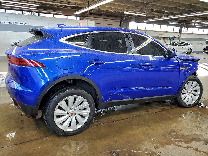 Photo 3 from auction – 2019 JAGUAR E-PACE SE with VIN SADFP2FX0K1Z43609