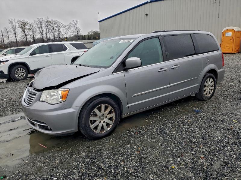 CHRYSLER TOWN & COU 2013 with VIN 2C4RC1BG2DR797586 - Photo from auction