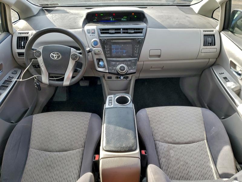 Photo 8 from auction – 2015 TOYOTA PRIUS V with VIN JTDZN3EU4FJ035830