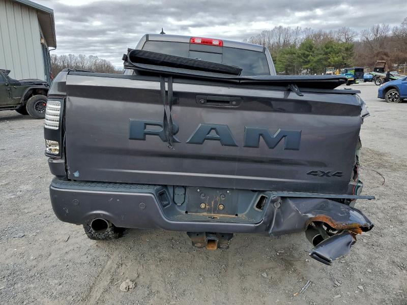 Photo 6 from auction – 2017 RAM 1500 with VIN 1C6RR7MT9HS681356