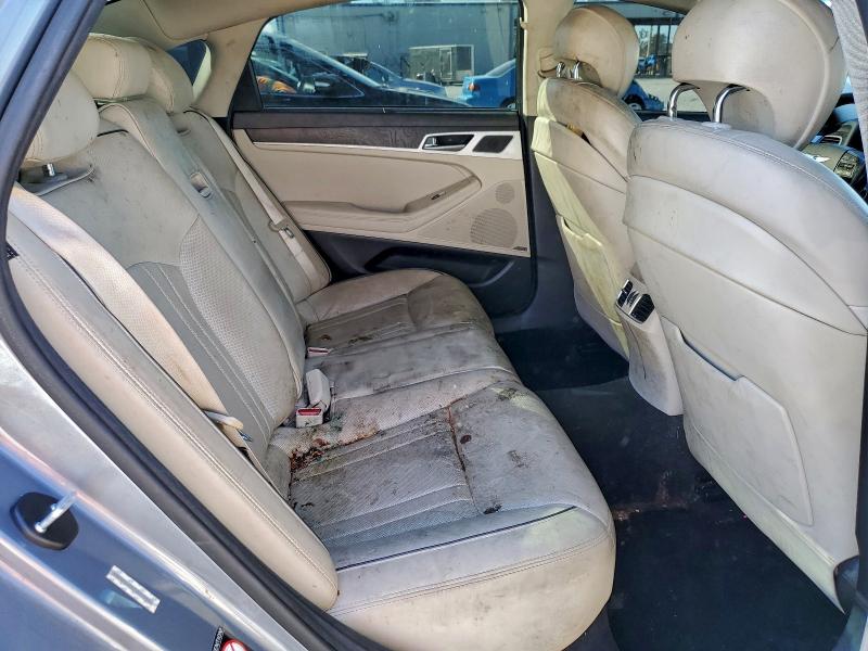 Photo 10 from auction – 2015 HYUNDAI GENESIS 5. with VIN KMHGN4JF6FU021040