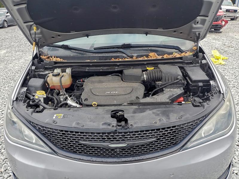 Zdjęcie 12 z aukcji – 2018 CHRYSLER PACIFICA T z VIN 2C4RC1BG4JR351421