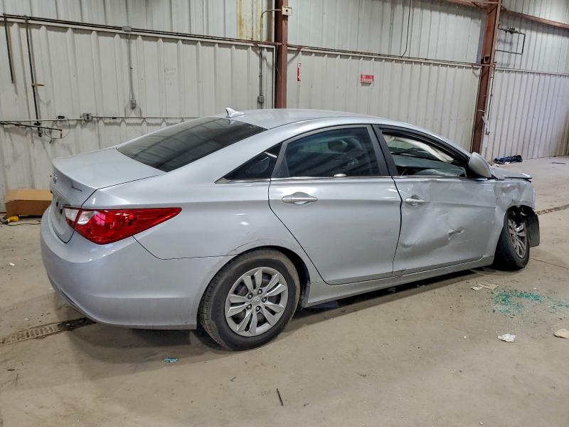 Photo 3 from auction – 2011 HYUNDAI SONATA GLS with VIN 5NPEB4AC3BH030406