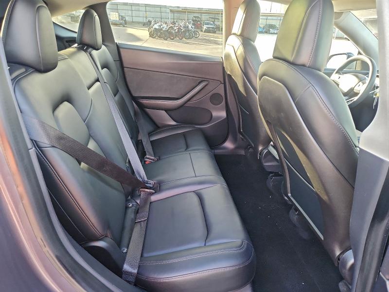 Photo 10 from auction – 2020 TESLA MODEL Y with VIN 5YJYGDEF7LF002370
