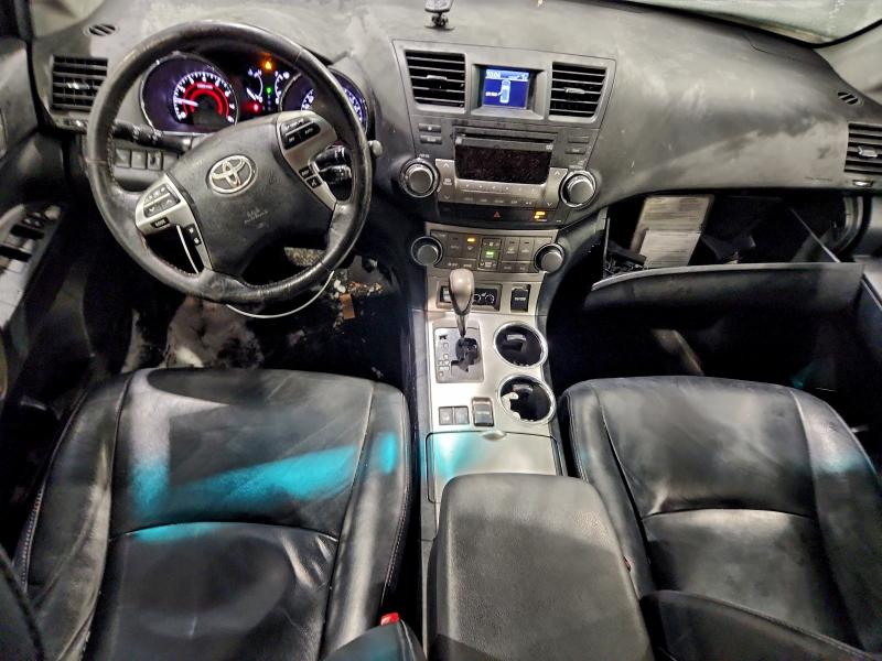 Photo 8 from auction – 2012 TOYOTA HIGHLANDER with VIN 5TDBK3EH2CS145335
