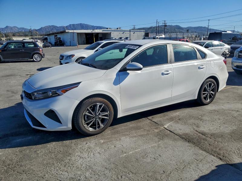 KIA FORTE LX 2023 with VIN 3KPF24AD3PE508591 - Photo from auction