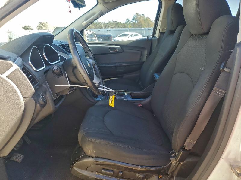 Photo 7 from auction – 2011 CHEVROLET TRAVERSE with VIN 1GNKRGED5BJ414205