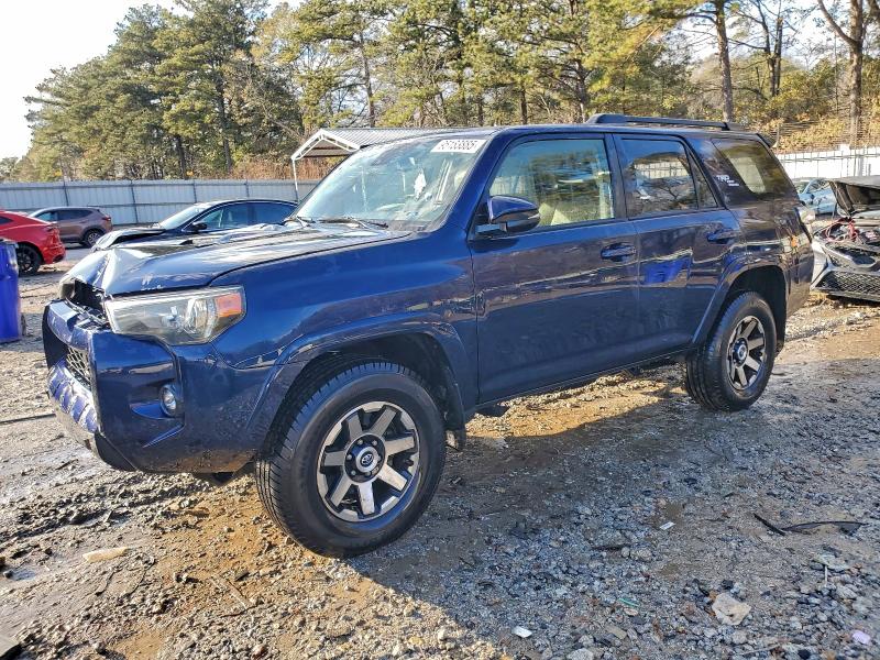 TOYOTA 4RUNNER SR 2021 with VIN JTERU5JR2M5843501 - Photo from auction