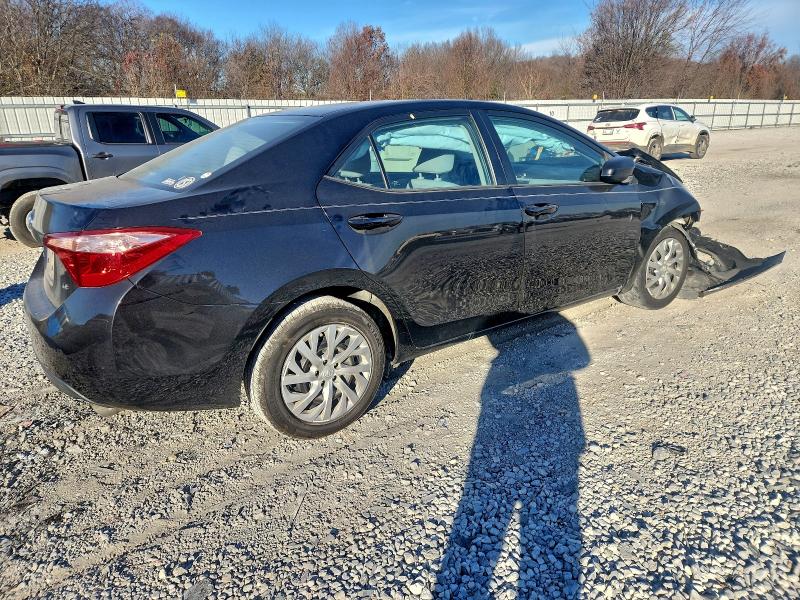 Photo 3 from auction – 2018 TOYOTA COROLLA L with VIN 5YFBURHE7JP835473