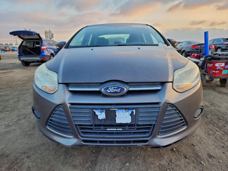 Photo 5 from auction – 2013 FORD FOCUS SE with VIN 1FADP3F26DL222141